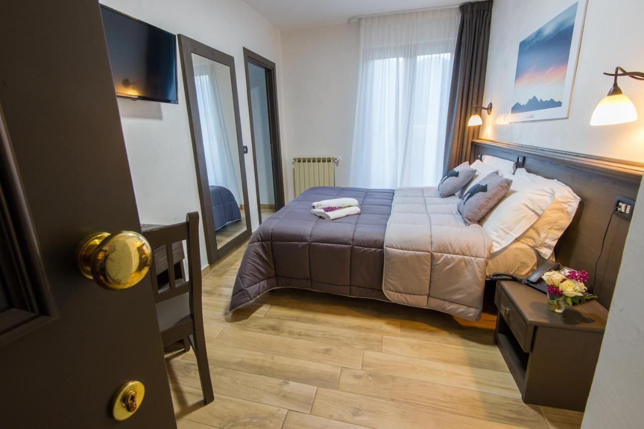 Hotel Iris Pescasseroli Luaran gambar